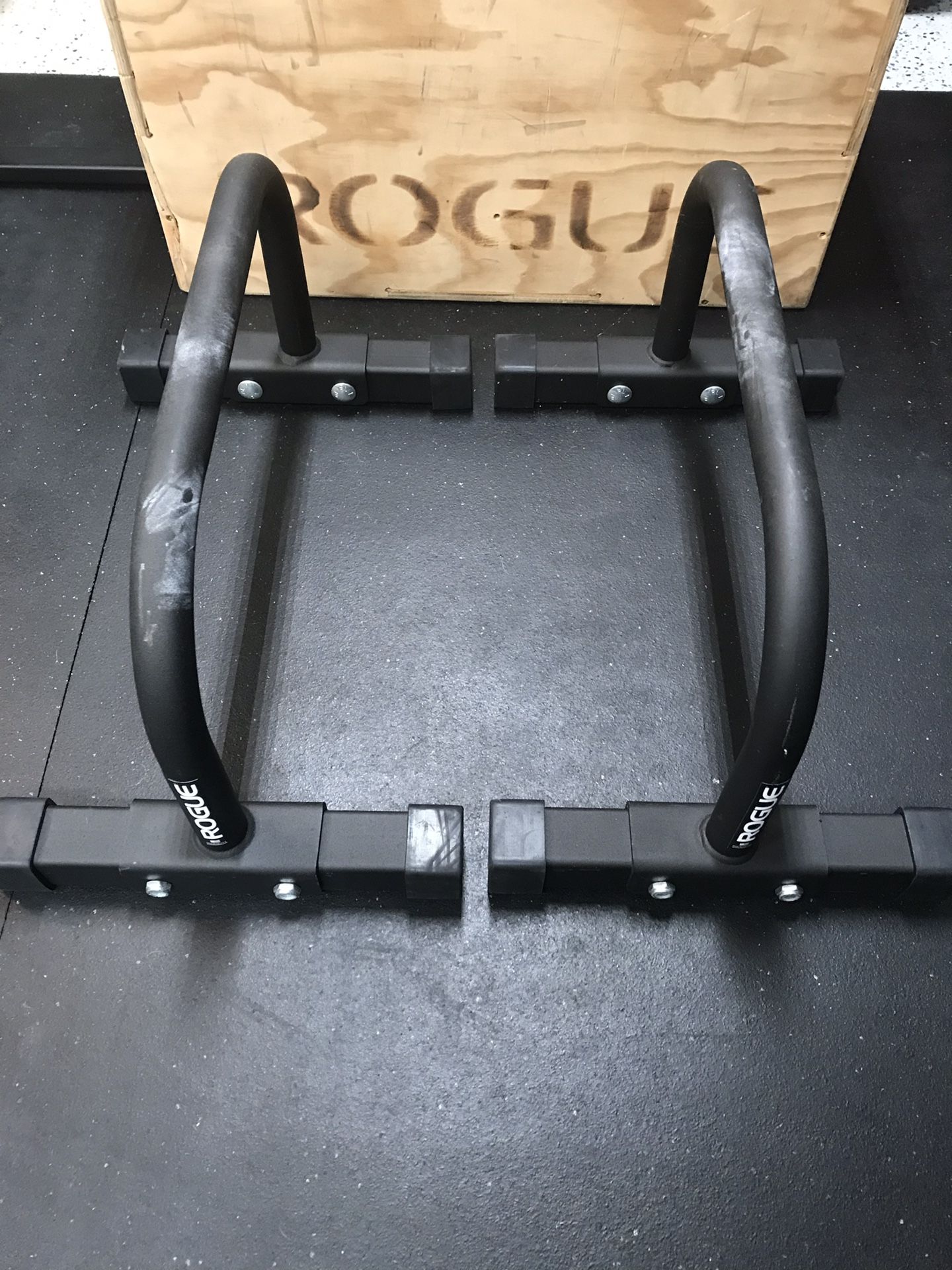 Rogue parallette bars
