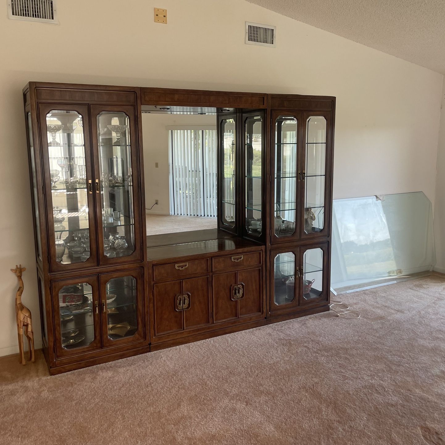 Wall Unit China Cabinet Thomasville Mystique