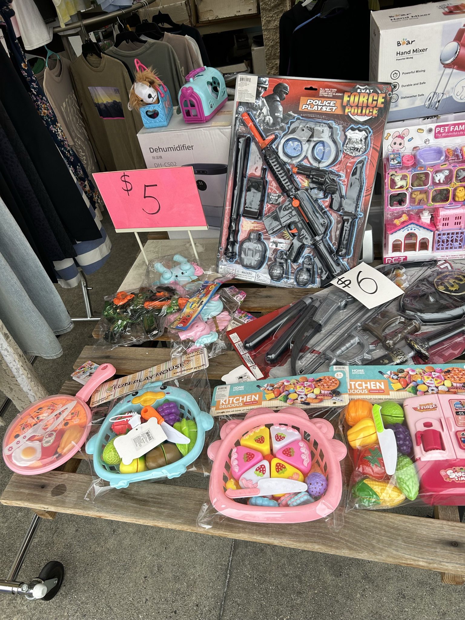 Beautiful Toys $3-$5-&8-$10