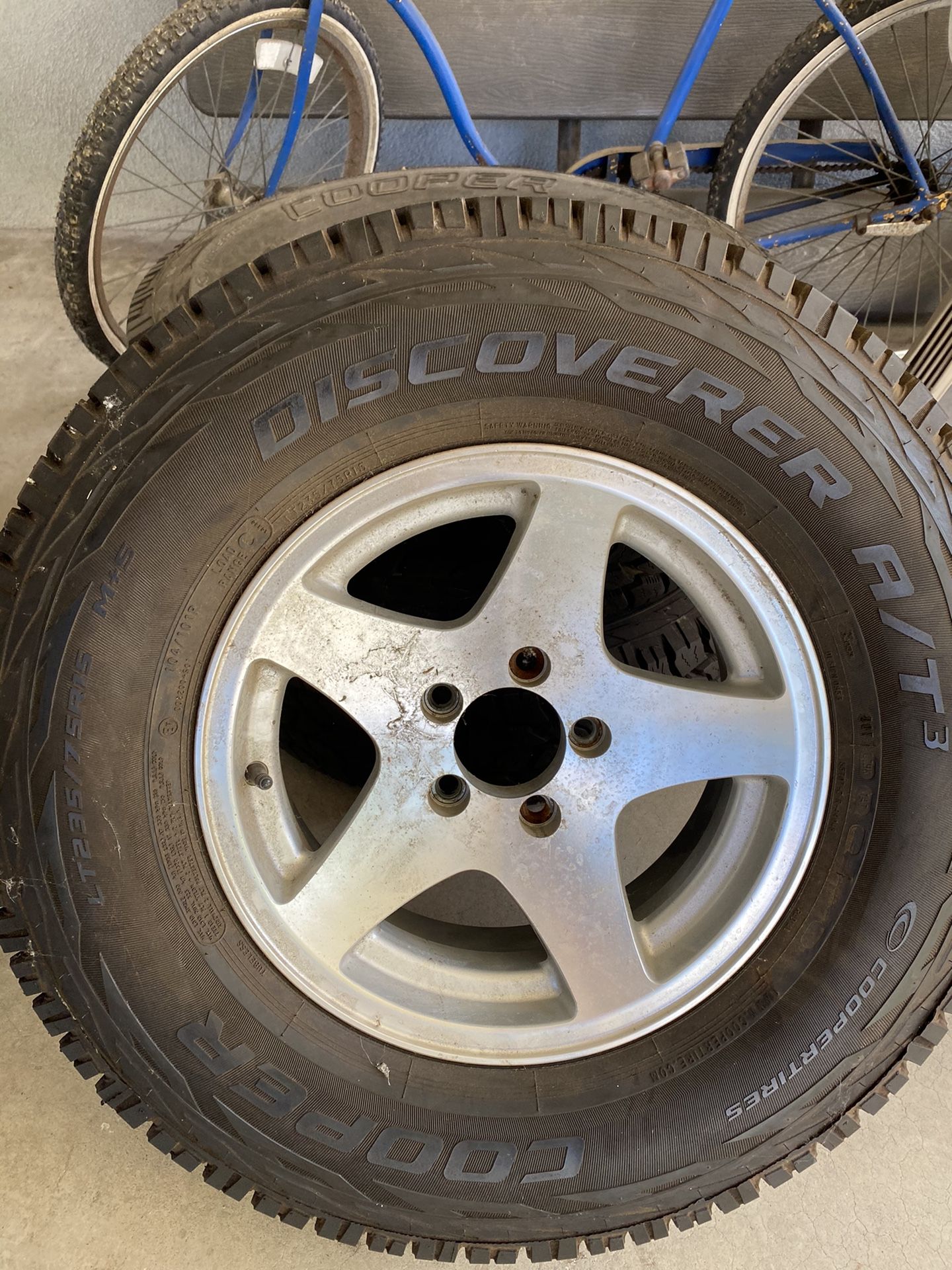 Trailer Tires