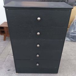 Five Drawer Dresser Wooden Chest With Pull Out Compartments - Black