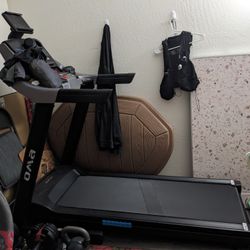  Treadmill With 15% Incline And Bluetooth 