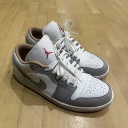Jordan 1 Low 10.5