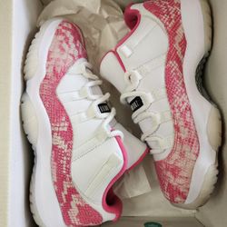 Jordan 11 Low Pink Snakeskin