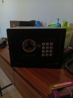 Small safe