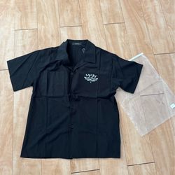 Amiri button up tee 50$ size small