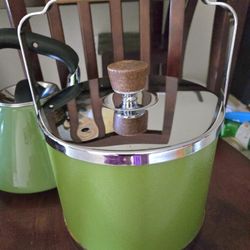KROMEX - VINTAGE MCM Ice Bucket, Avocado Green w Chrome & Wood Hardware