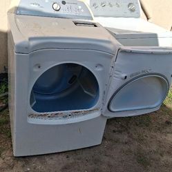 Whirlpool Washer – Heavy Duty – Works Great 🔥 Selling a Whirlpool Ultimate Care II washer in good