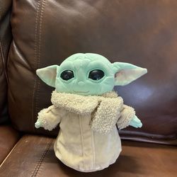 Baby Yoda Plushy