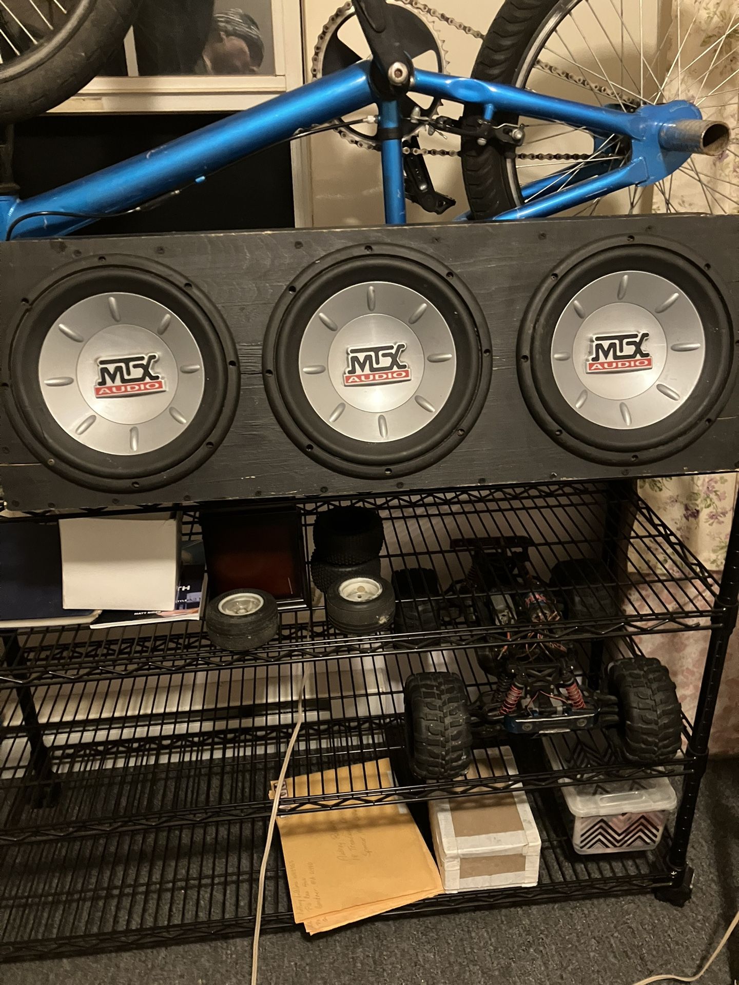 “TRADES” 3 MTX 10” SUBS
