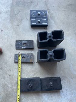 Rear Axle Blocks Lift