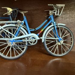 Die Cast Set Of 3 Hawaii Themed Bikes