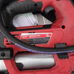 Milwaukee Grease Gun