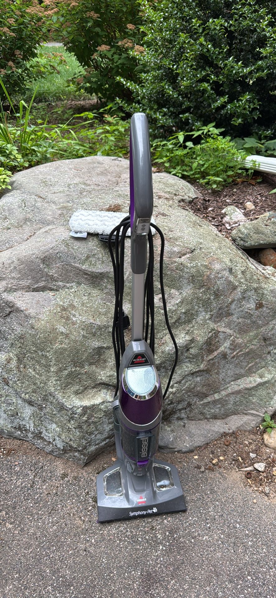 Brand new Bissell Vac And Steam With Pad  
