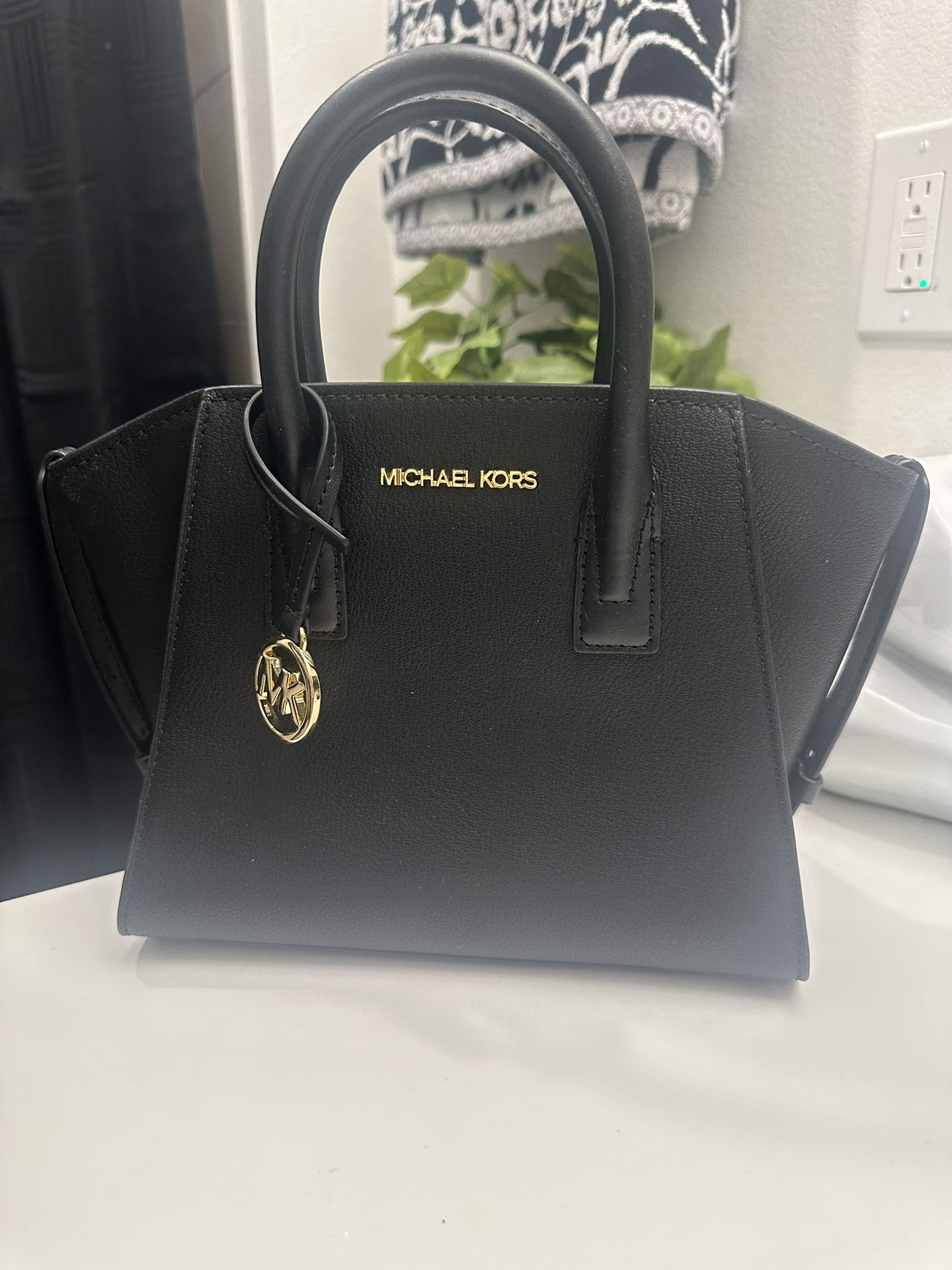 Small Michael Kors Handbag