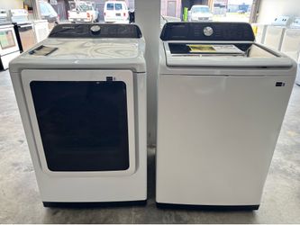 SCRATCH & DENT SAMSUNG WASHER AND DRYER