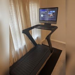 2020 Peloton Tread+, Excellent Condition, Fully Functional – Nashville, TN