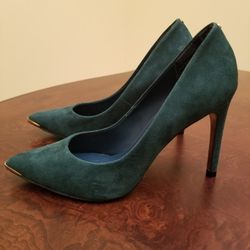 Ted Baker,Lindon,Green, Size 6