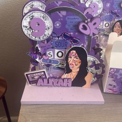 Olivia Rodrigo Centerpieces 