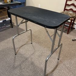 Pet Grooming Table