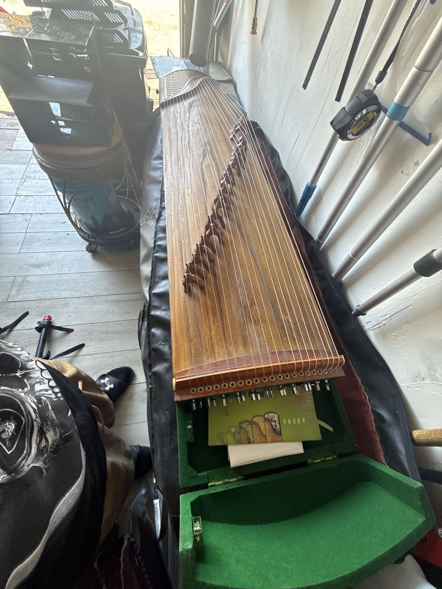 21 String China Guzheng “harp”