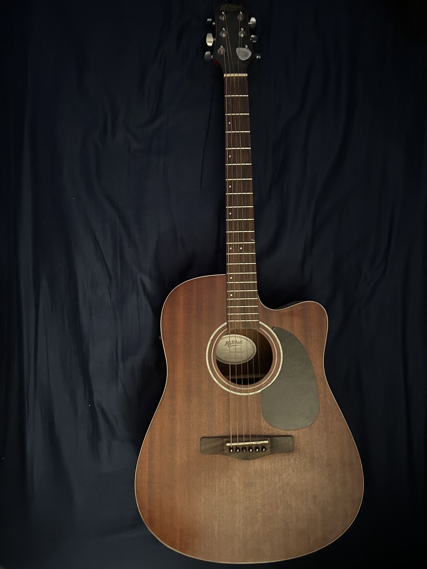 Guitar/guitarra