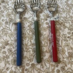 Bear Claw Back Scratcher 