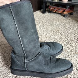 Women’s Very Warm Fuzzy Boots Size 9-10