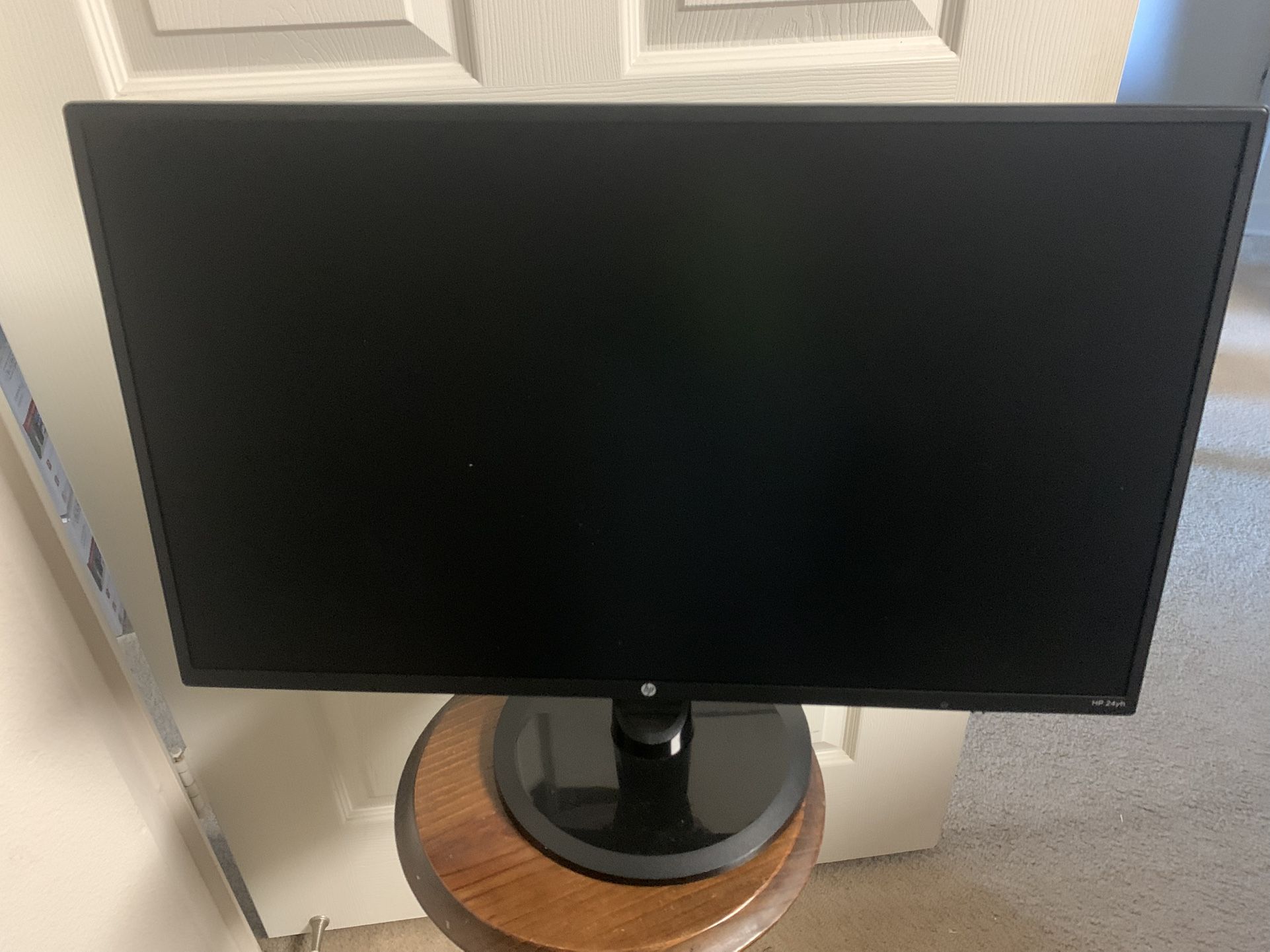 HP 24yh Monitor