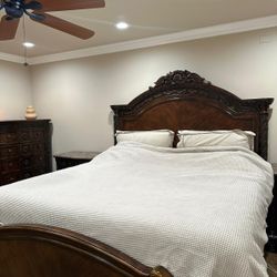 King Size 6 Piece Bed Set 