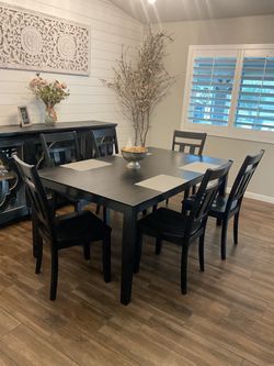 Dinning Table