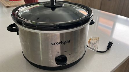 Slow cooker