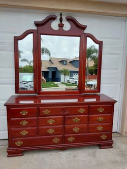 Cherry Wood Dresser with Tri-Fold Mirror