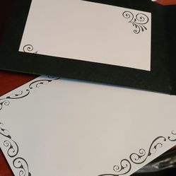 25 Black & White Note Cards W/ Holder & Envelopes