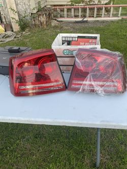 2006-2008 Dodge Charger Tail Lights