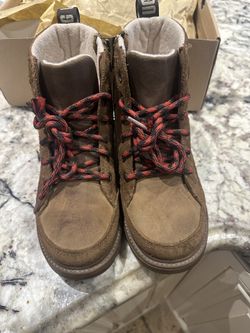 Kids Size 2 Waterproof Ugg Boots