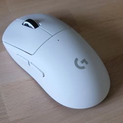 Superlight Pro Logitech