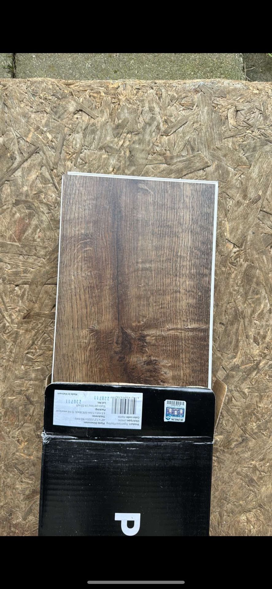 Lvp Flooring Have 144sqft ( 1.50$ Per Sqft) PRICE FIRM