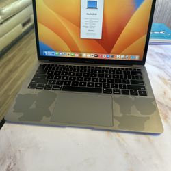 Apple 2019 13” MacBook Air 1.6ghz Core i5 8GB RAM 256gb Storage macOS Ventura 