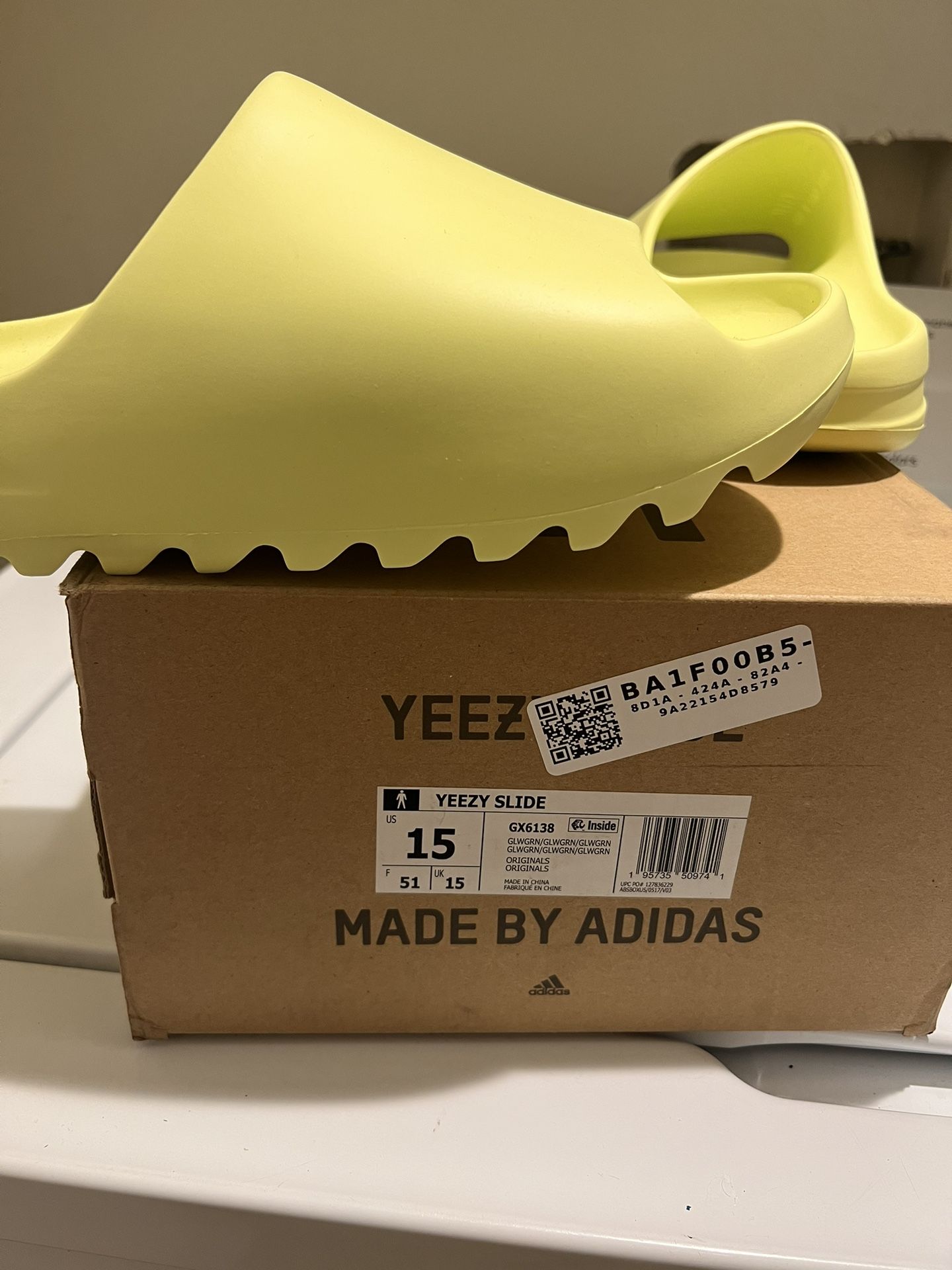 I Yeezy Slide (NEON GREEN) Size 15