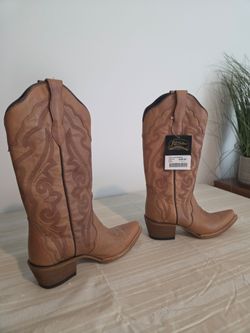 J.B. Dillon Reserve Cowboy Boots