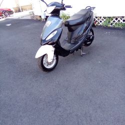 2012 SCOOTER 50 cc RUN GREAT