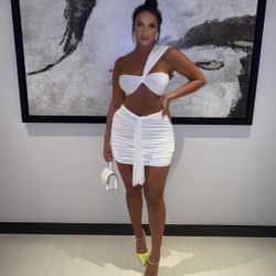 Sexy Two Piece Skirt Set White Size L