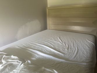 Light Wood Bed Frame with Headboard