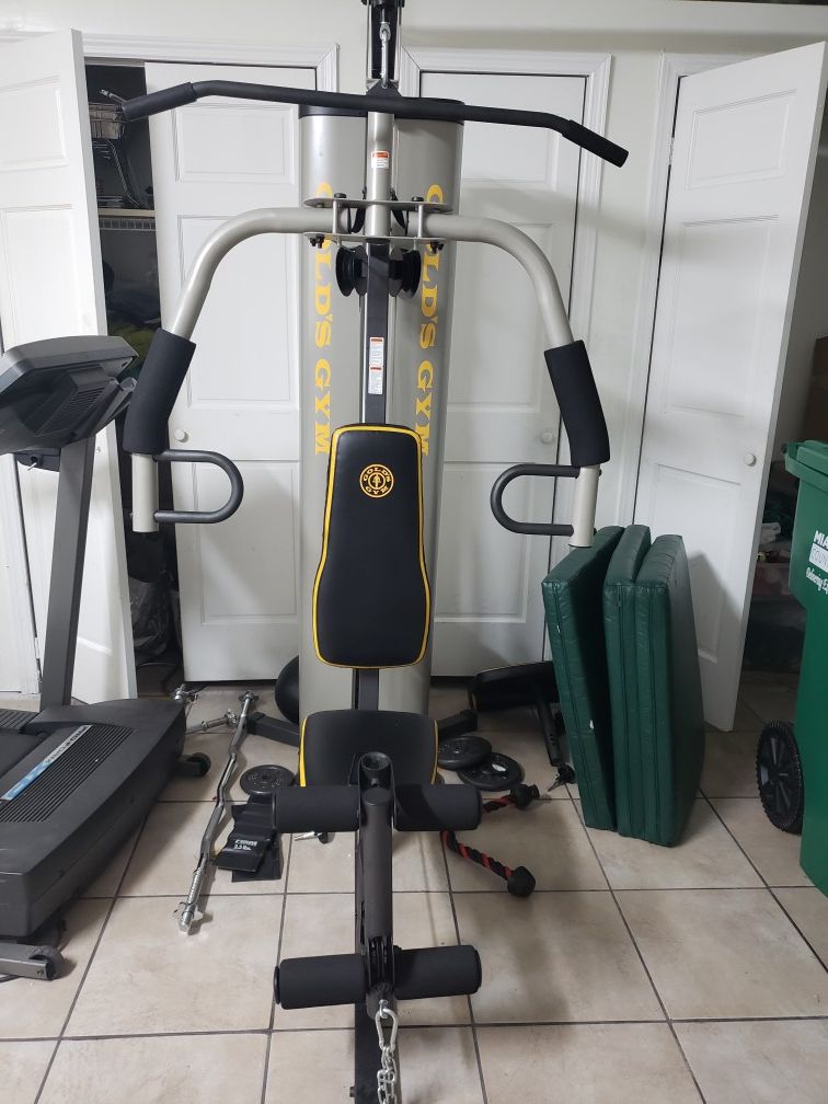 Gold's Gym XR 55 Home Gym with 330 Lbs of Resistance