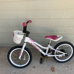 Bike Girls And Boys Trek