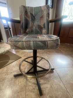 Swivel Counter Stools (2)