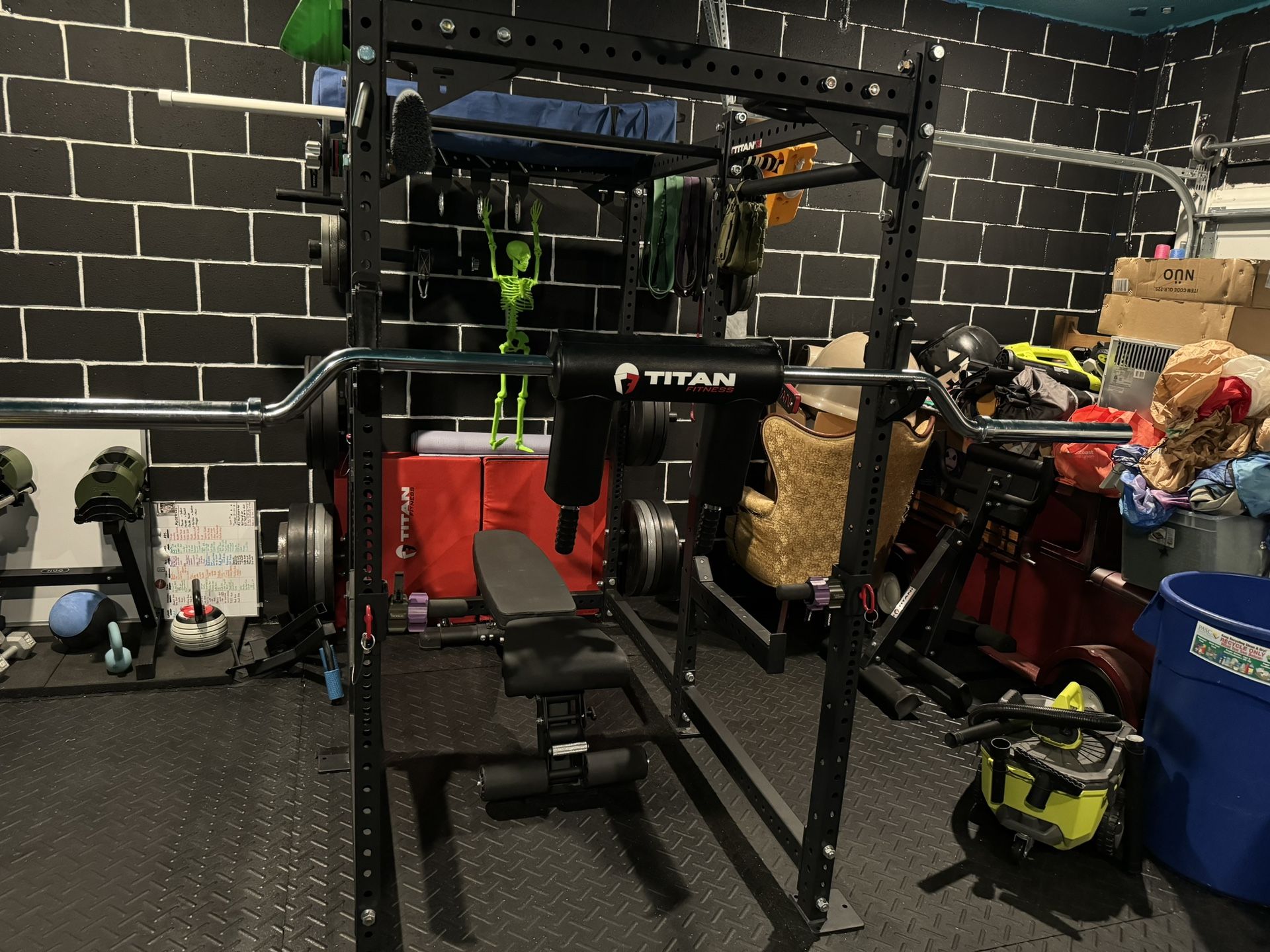 Titan Fitness Safety Squat Bar