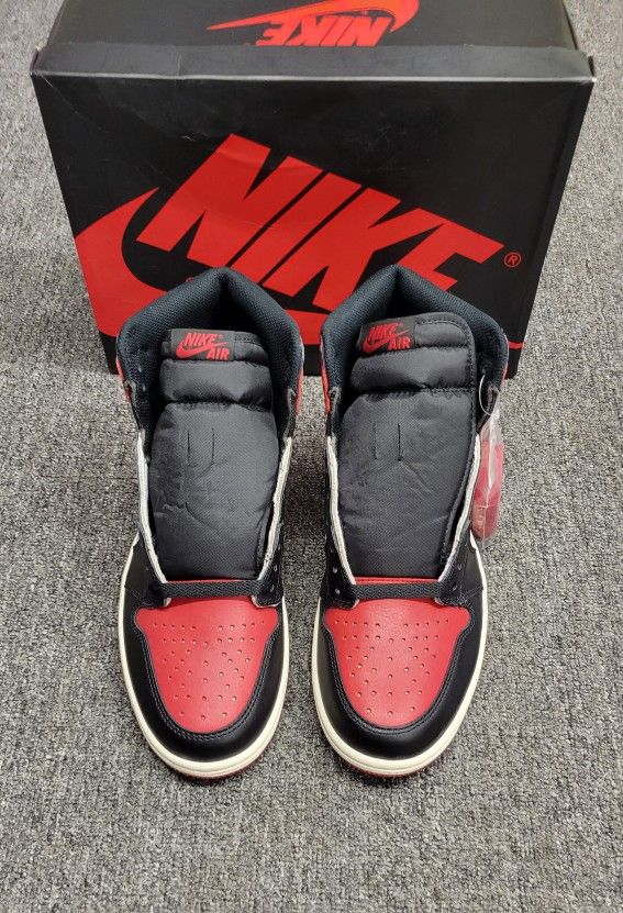 NIB Nike Air Jordan 1 Retro OG High Bred Toe Size 9.5