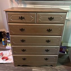 Dresser 6 Drawers 